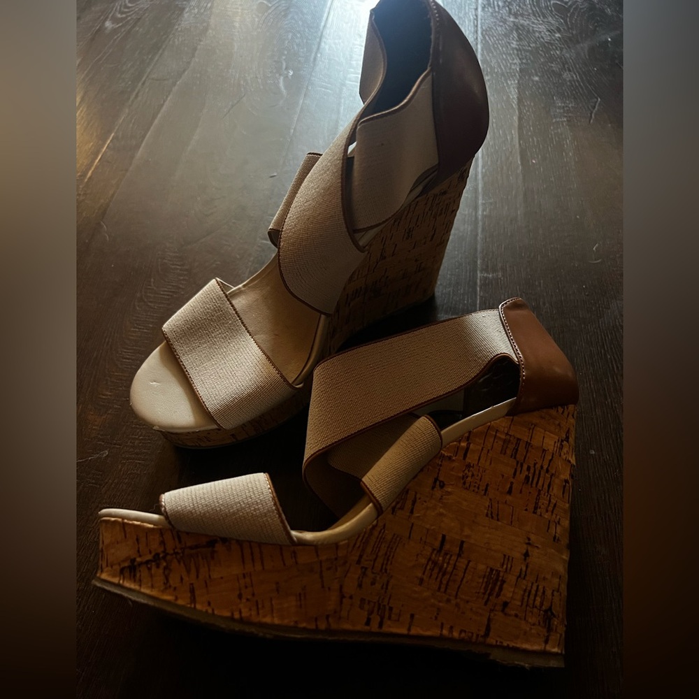 Steve Madden Cream and Brown Wedge Sandals